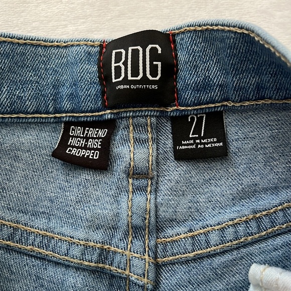 BDG Urban Outfitters Girlfriend High-Rise Cropped Jeans - Picture 2 of 4